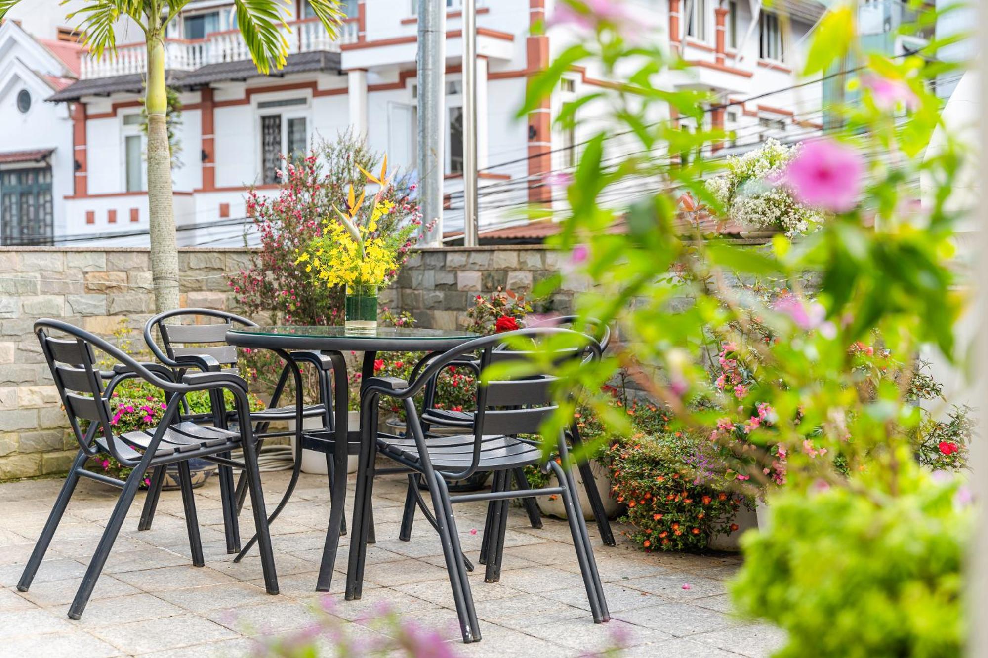 Minh Chien Hotel Đà Lạt Exterior foto