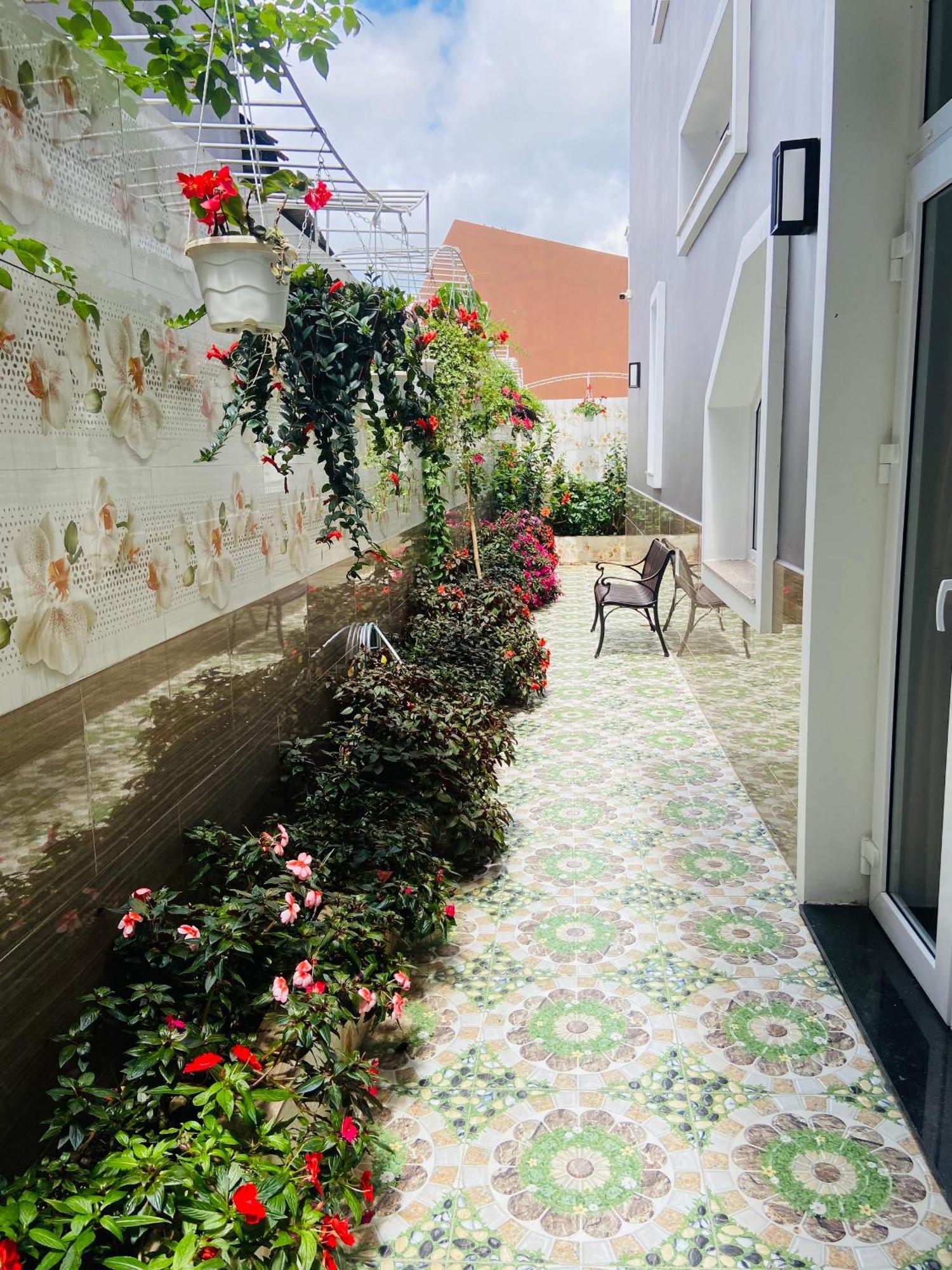 Minh Chien Hotel Đà Lạt Exterior foto